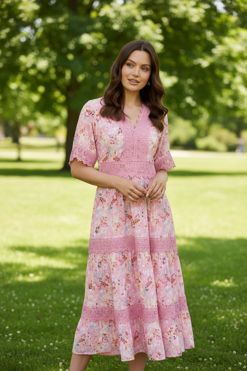 Vestido Maxi con Detalle de Encaje Floral