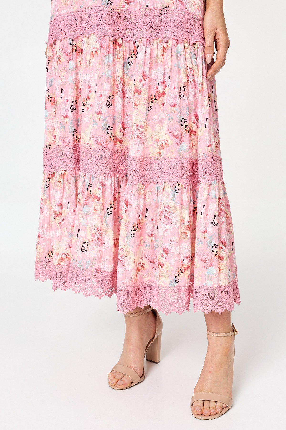 Vestido Maxi con Detalle de Encaje Floral