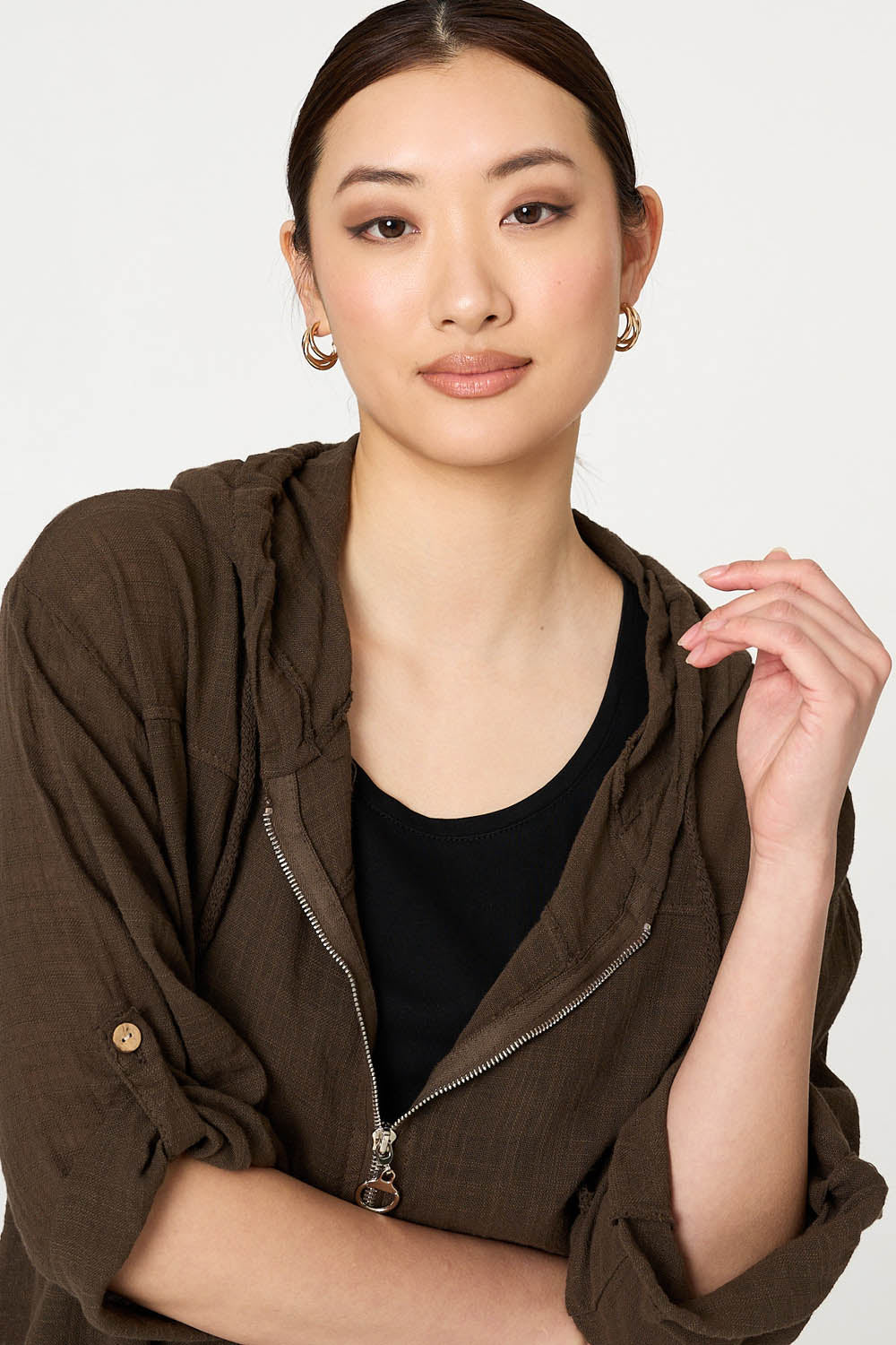 Estefanía | Chaqueta ligera con capucha y mangas 3/4