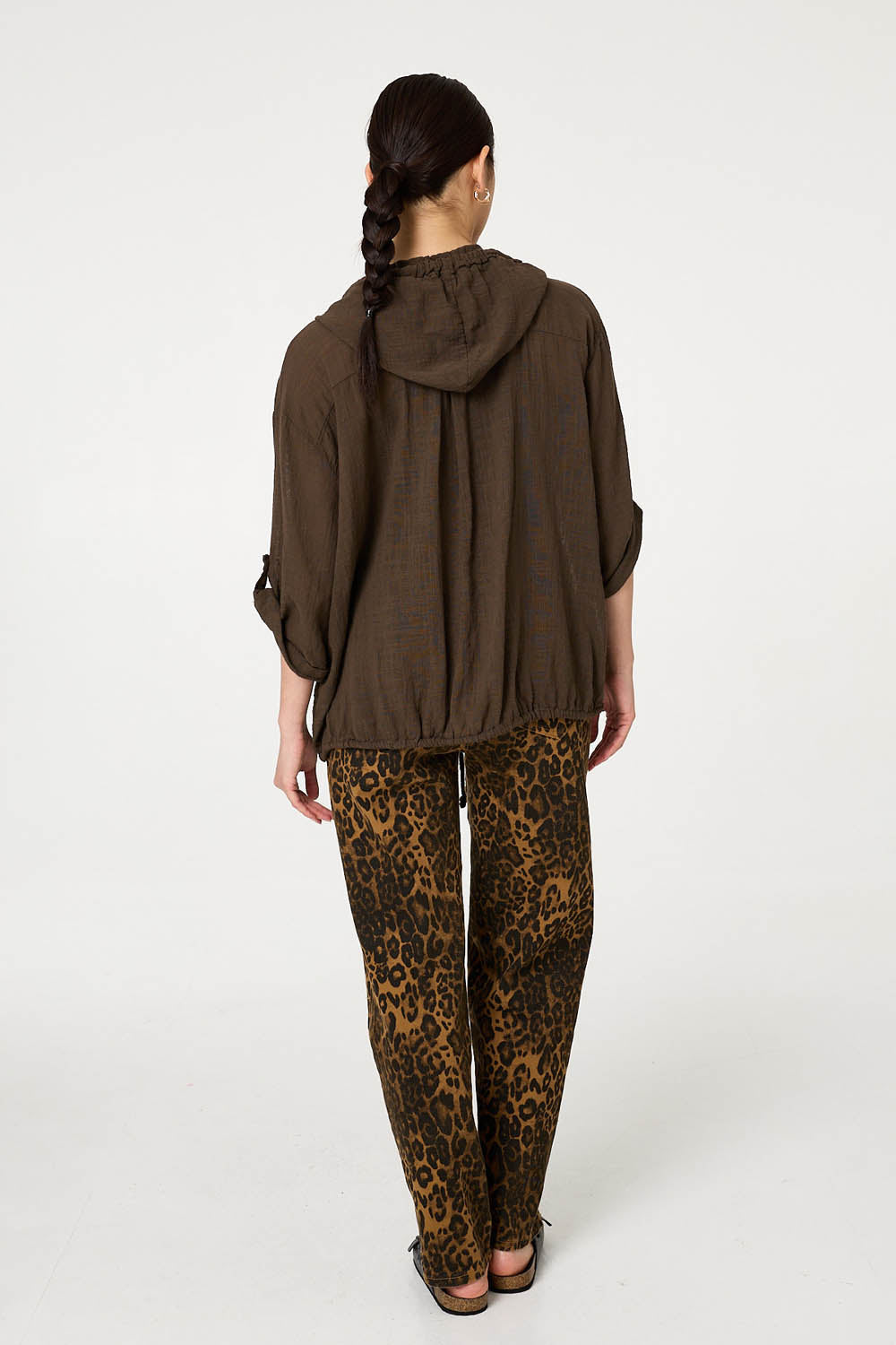 Estefanía | Chaqueta ligera con capucha y mangas 3/4