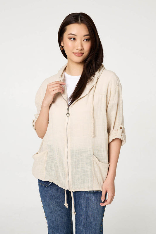 Estefanía | Chaqueta ligera con capucha y mangas 3/4