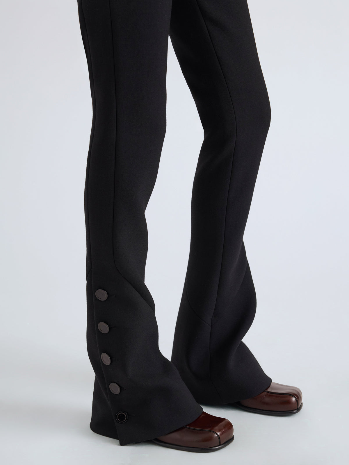 Pantalón Althea de Doble Lana Bi-Stretch | Corte Slim con Vuelo