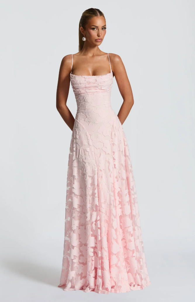 Vestido LISS | Encaje Maxi Elegante