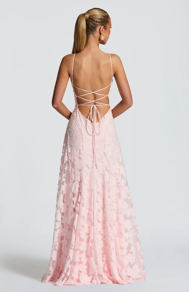 Vestido LISS | Encaje Maxi Elegante