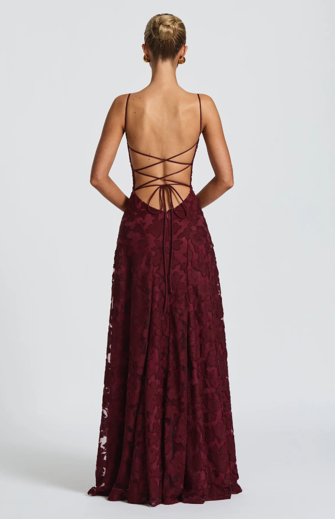 Vestido LISS | Encaje Maxi Elegante