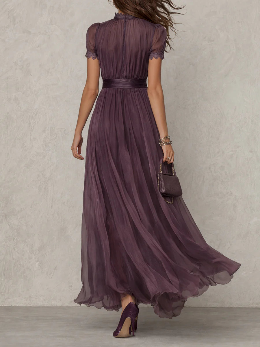Carmen | Vestido maxi de encaje violeta