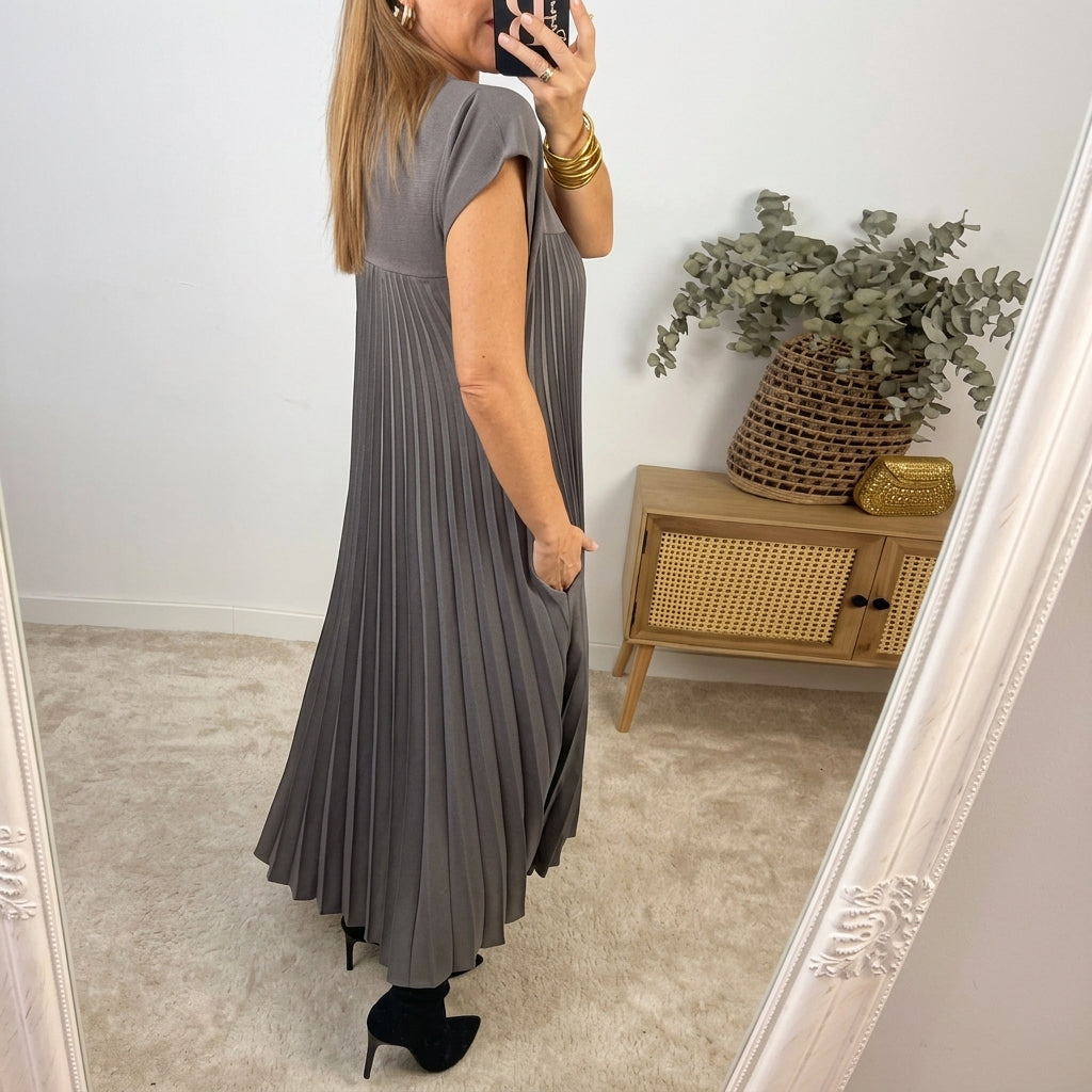 Alicia | Vestido midi de corte relajado