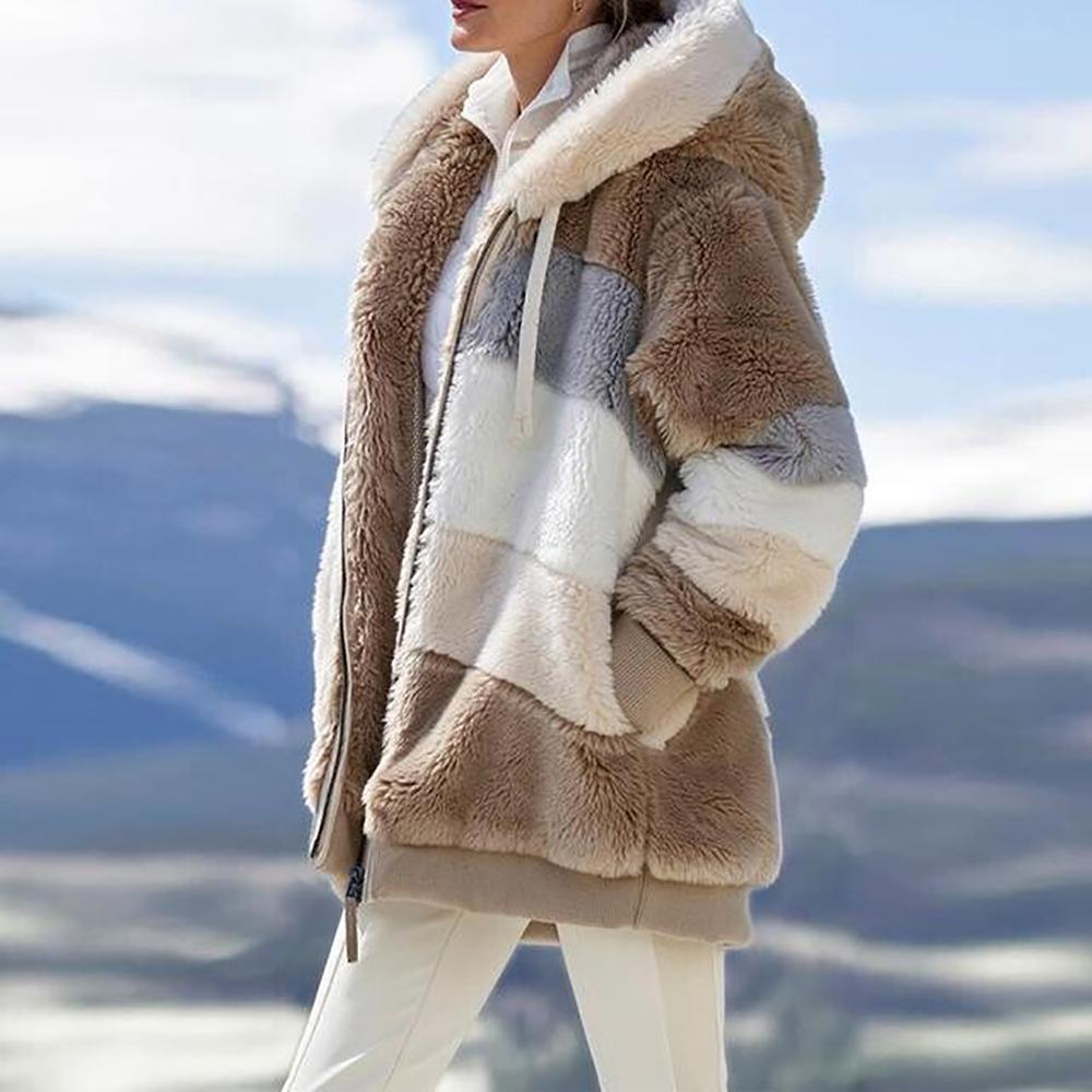 Chaqueta oversize de peluche con capucha para mujer